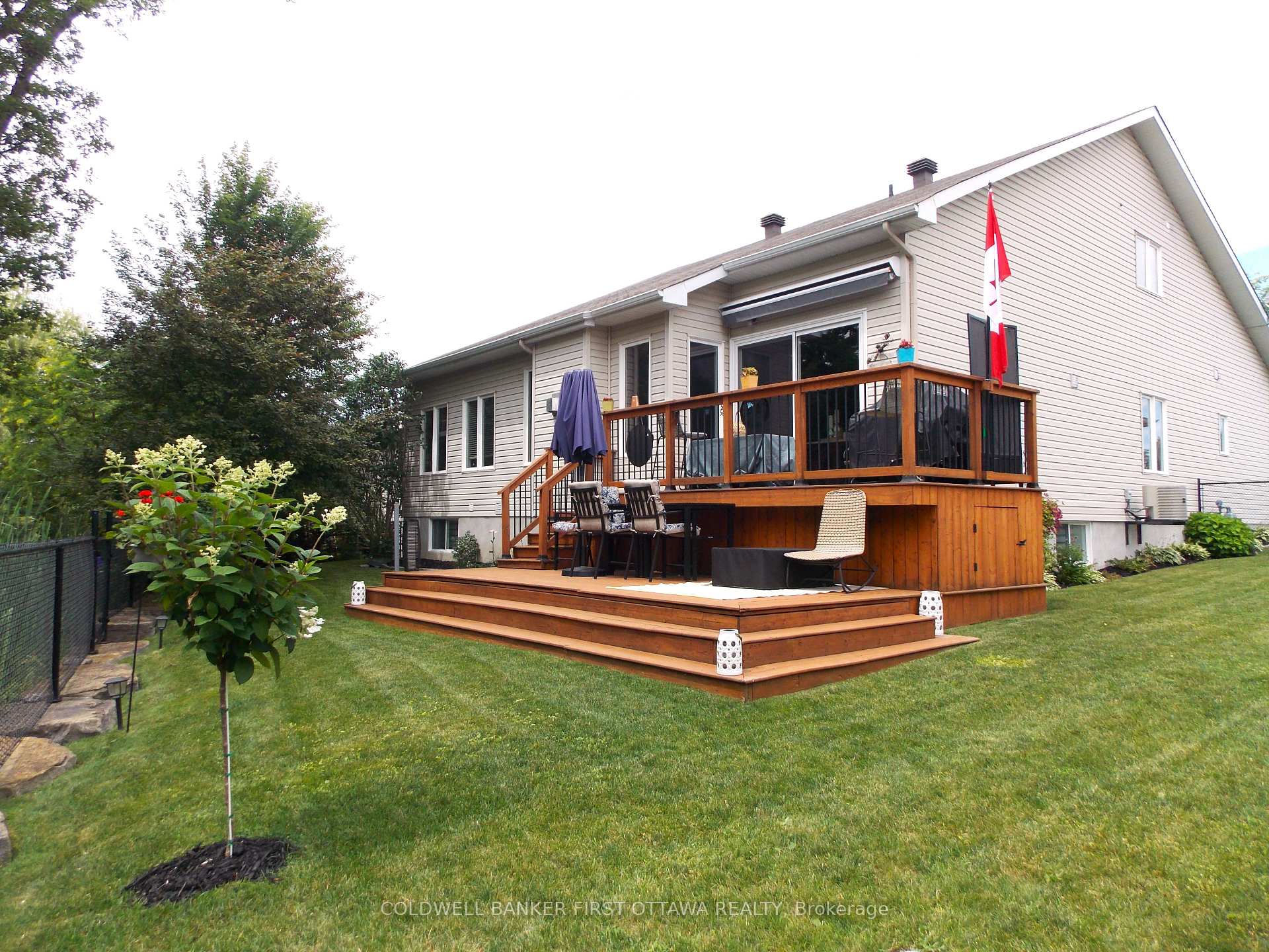 Photo 39 of 87 Wolff Crescent, Arnprior, Arnprior — HOMEH