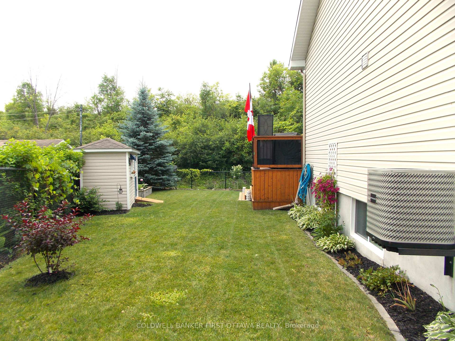 Photo 41 of 87 Wolff Crescent, Arnprior, Arnprior — HOMEH
