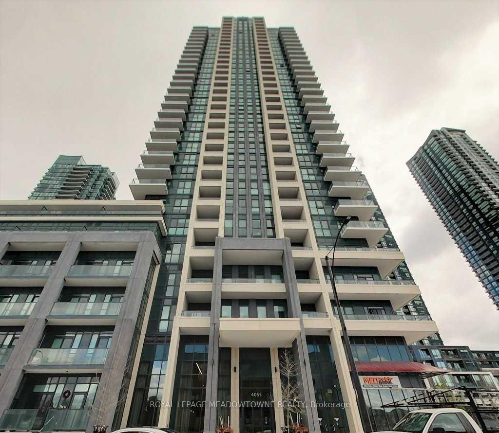 Front of Unit 2411, 4055 Parkside Drive