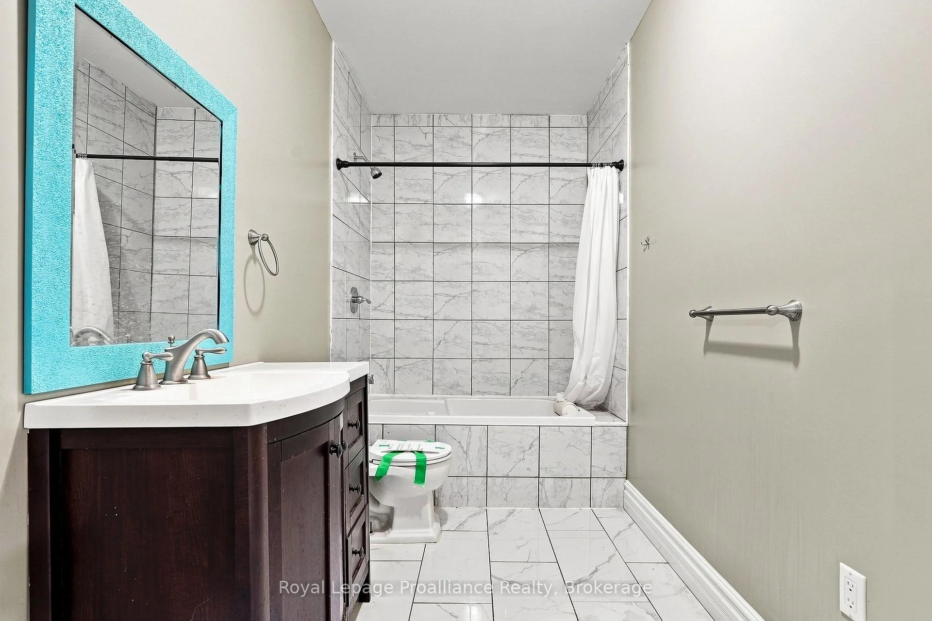 Photo 75 of 402 Black Road, Prince Edward County, Sophiasburg Ward — HOMEH