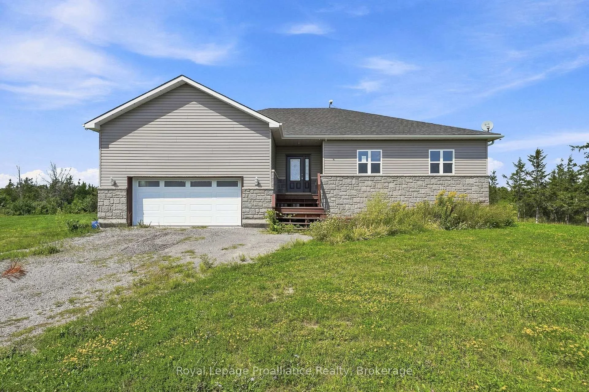Photo 85 of 402 Black Road, Prince Edward County, Sophiasburg Ward — HOMEH
