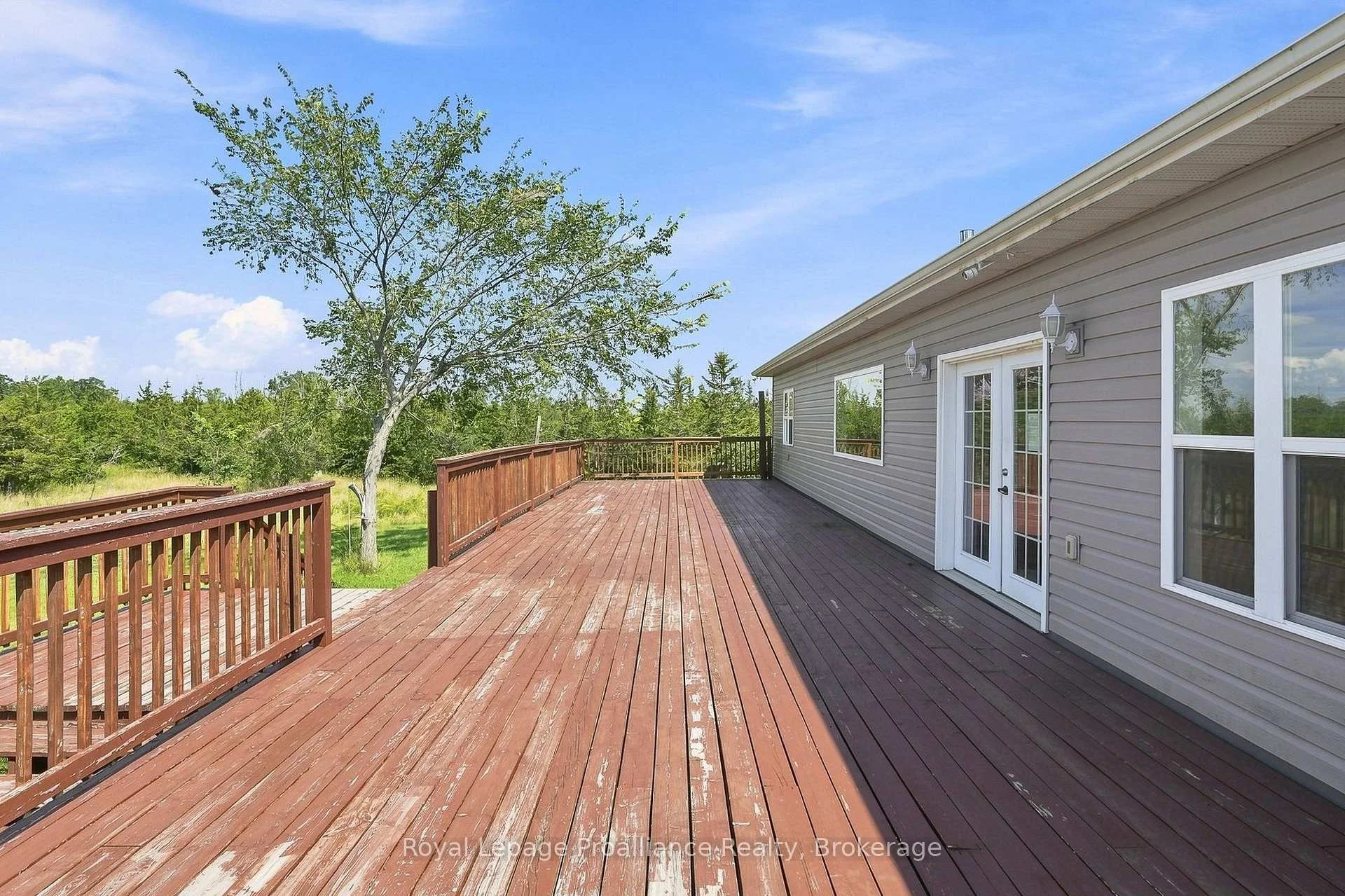 Photo 98 of 402 Black Road, Prince Edward County, Sophiasburg Ward — HOMEH
