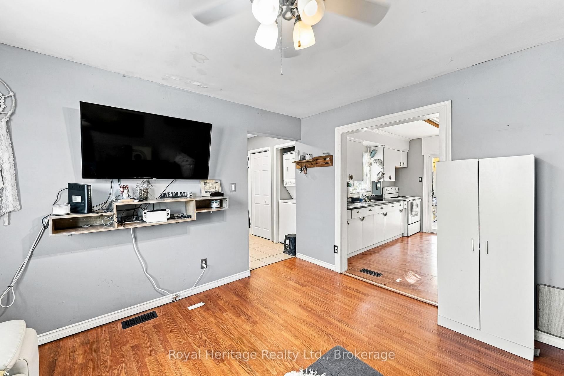 Photo 9 of 21 Price Street W, Brighton — HOMEH