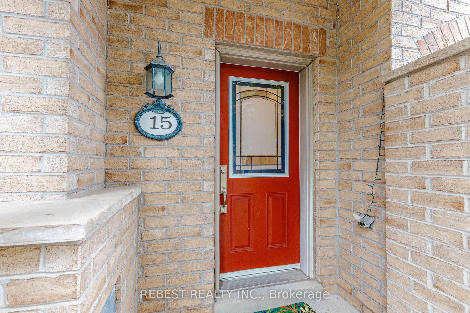Photo 4 of 15 Cailiff Street, Brampton, Bram West — HOMEH