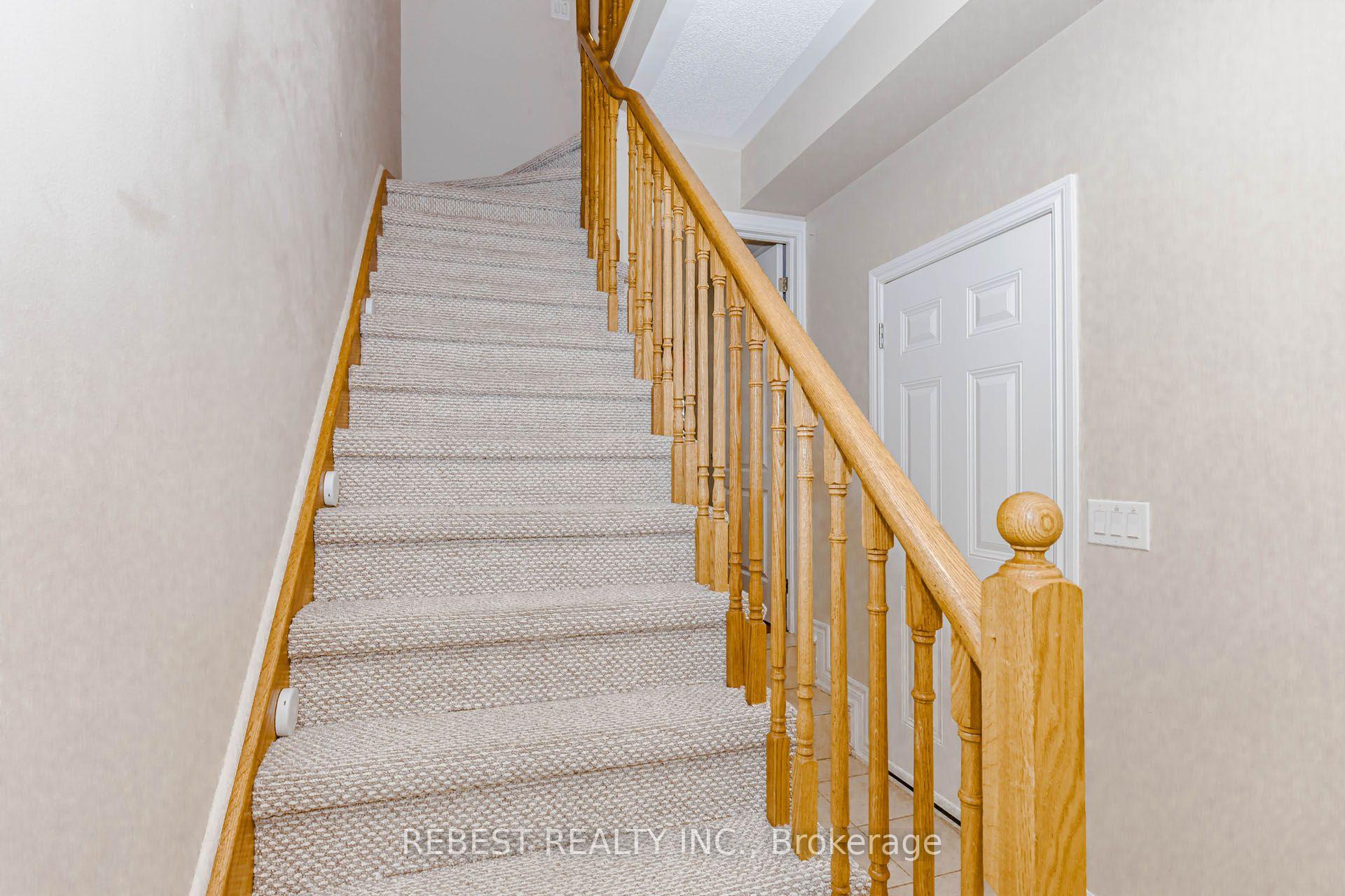 Photo 16 of 15 Cailiff Street, Brampton, Bram West — HOMEH