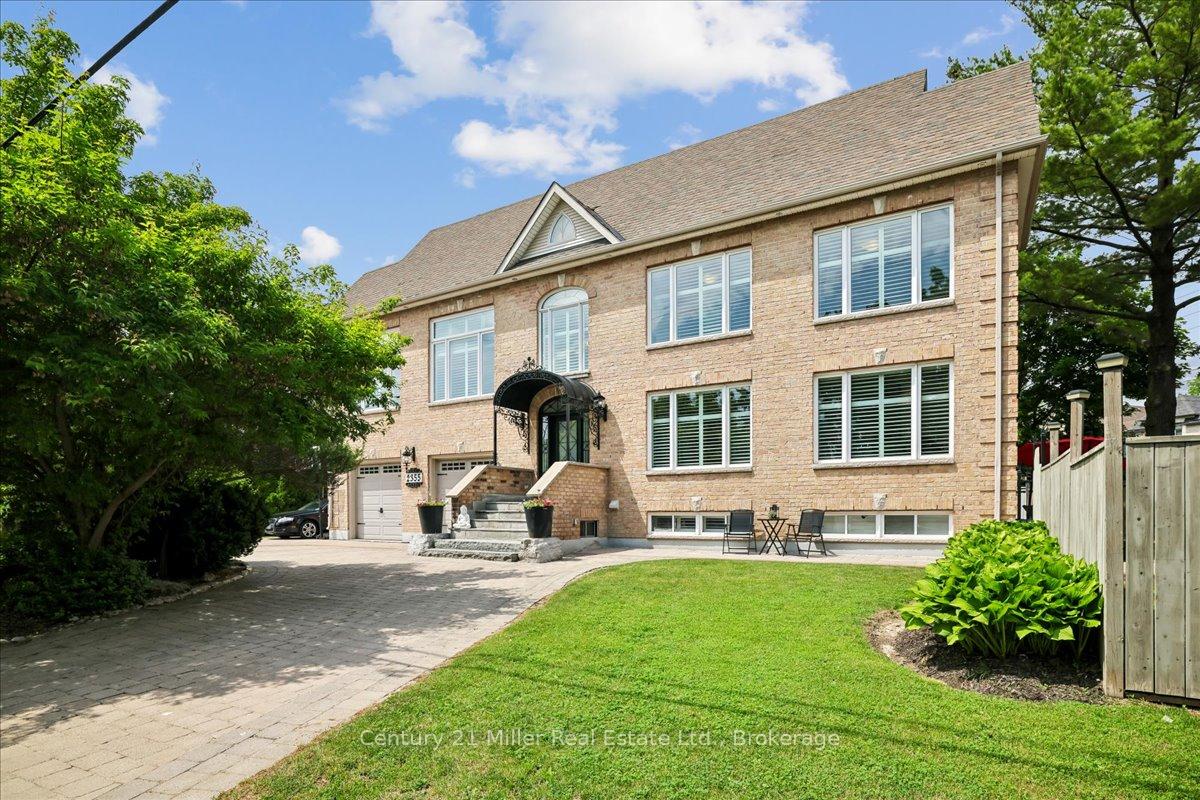 Photo 1 of 2355 Old Carriage Road, Mississauga, Erindale — HOMEH