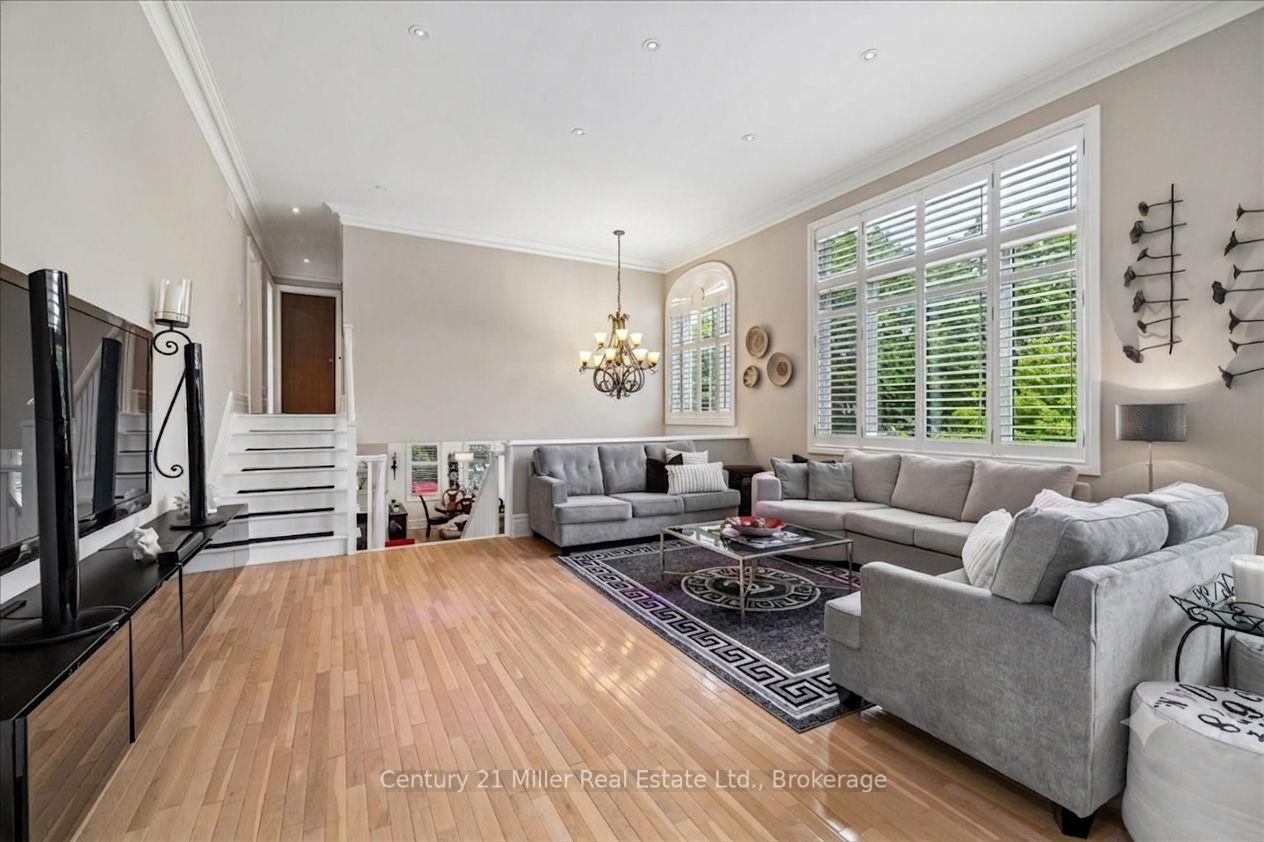 Photo 27 of 2355 Old Carriage Road, Mississauga, Erindale — HOMEH
