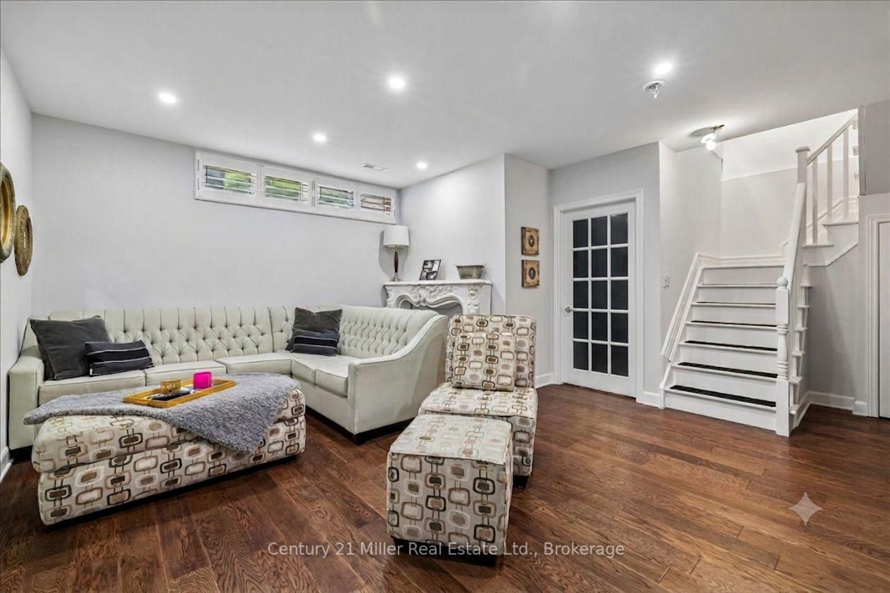 Photo 36 of 2355 Old Carriage Road, Mississauga, Erindale — HOMEH