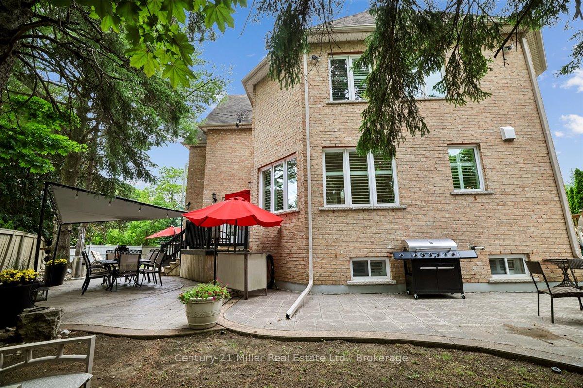Photo 43 of 2355 Old Carriage Road, Mississauga, Erindale — HOMEH