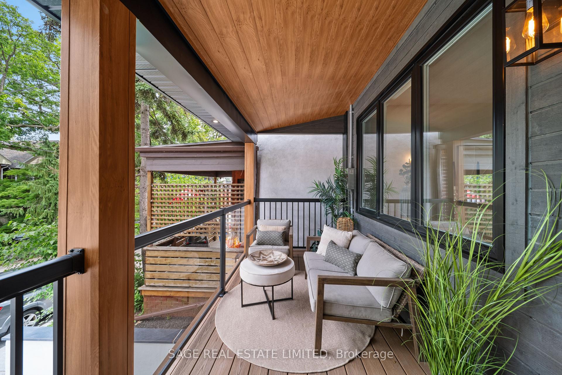 Photo 2 of 116 Lee Avenue, Toronto, The Beaches — HOMEH