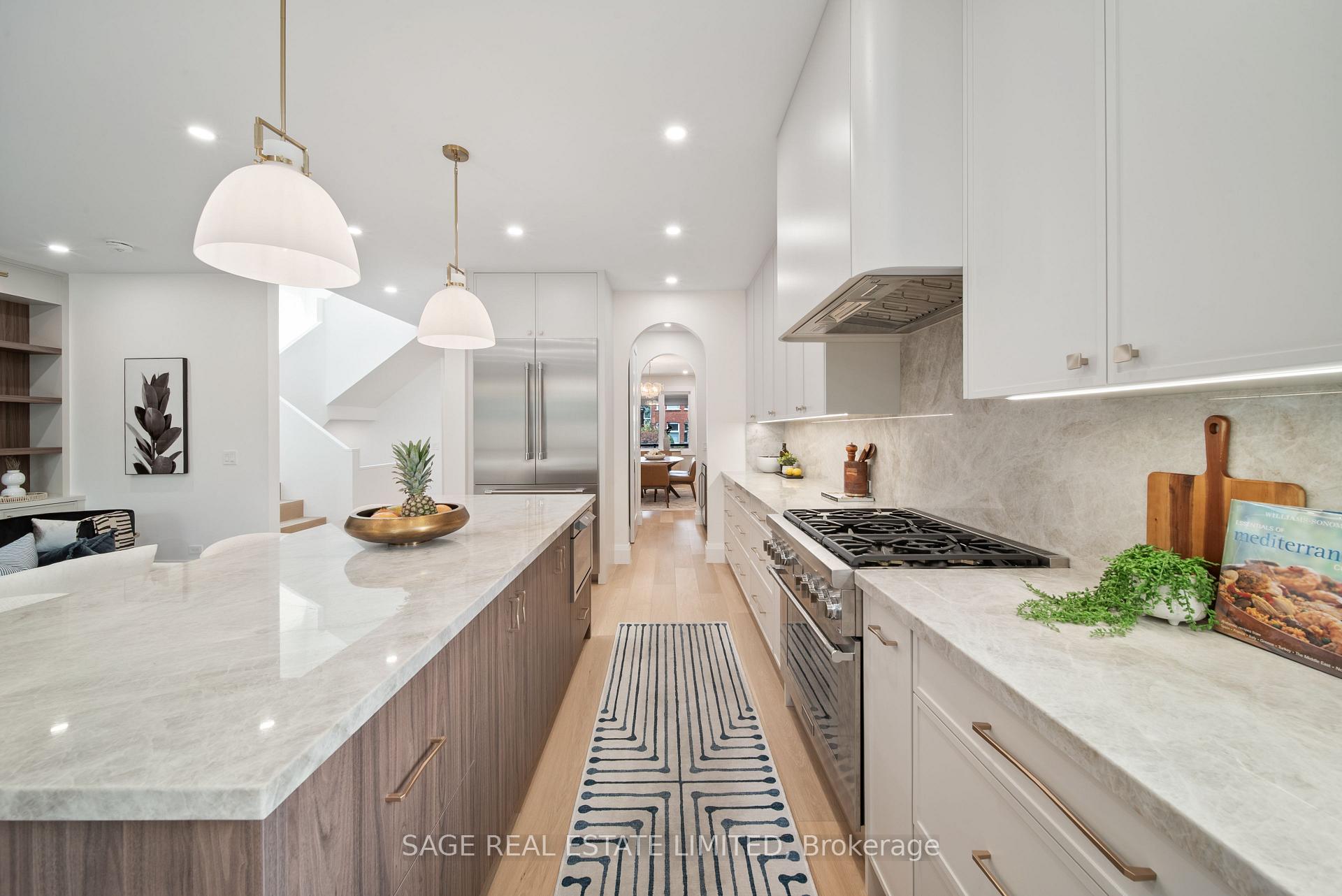 Photo 15 of 116 Lee Avenue, Toronto, The Beaches — HOMEH