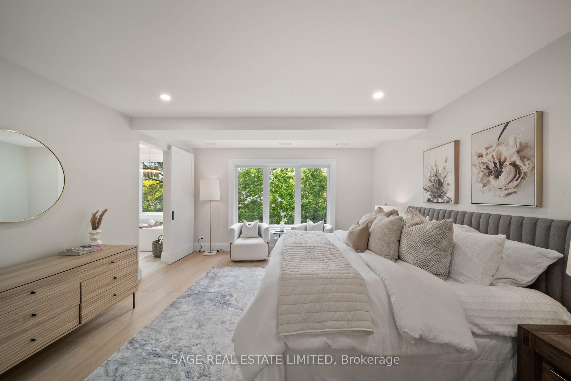 Photo 19 of 116 Lee Avenue, Toronto, The Beaches — HOMEH