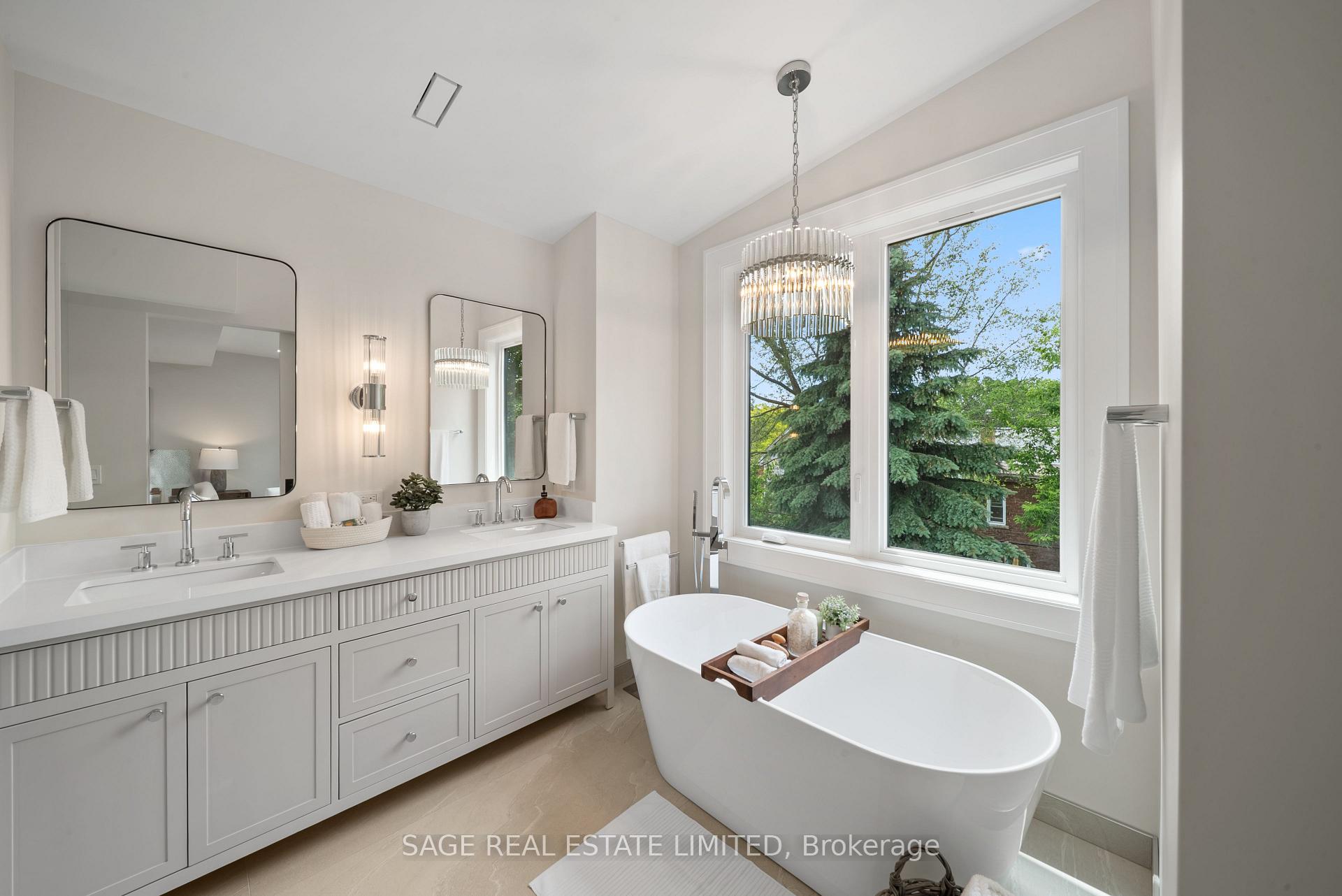 Photo 23 of 116 Lee Avenue, Toronto, The Beaches — HOMEH