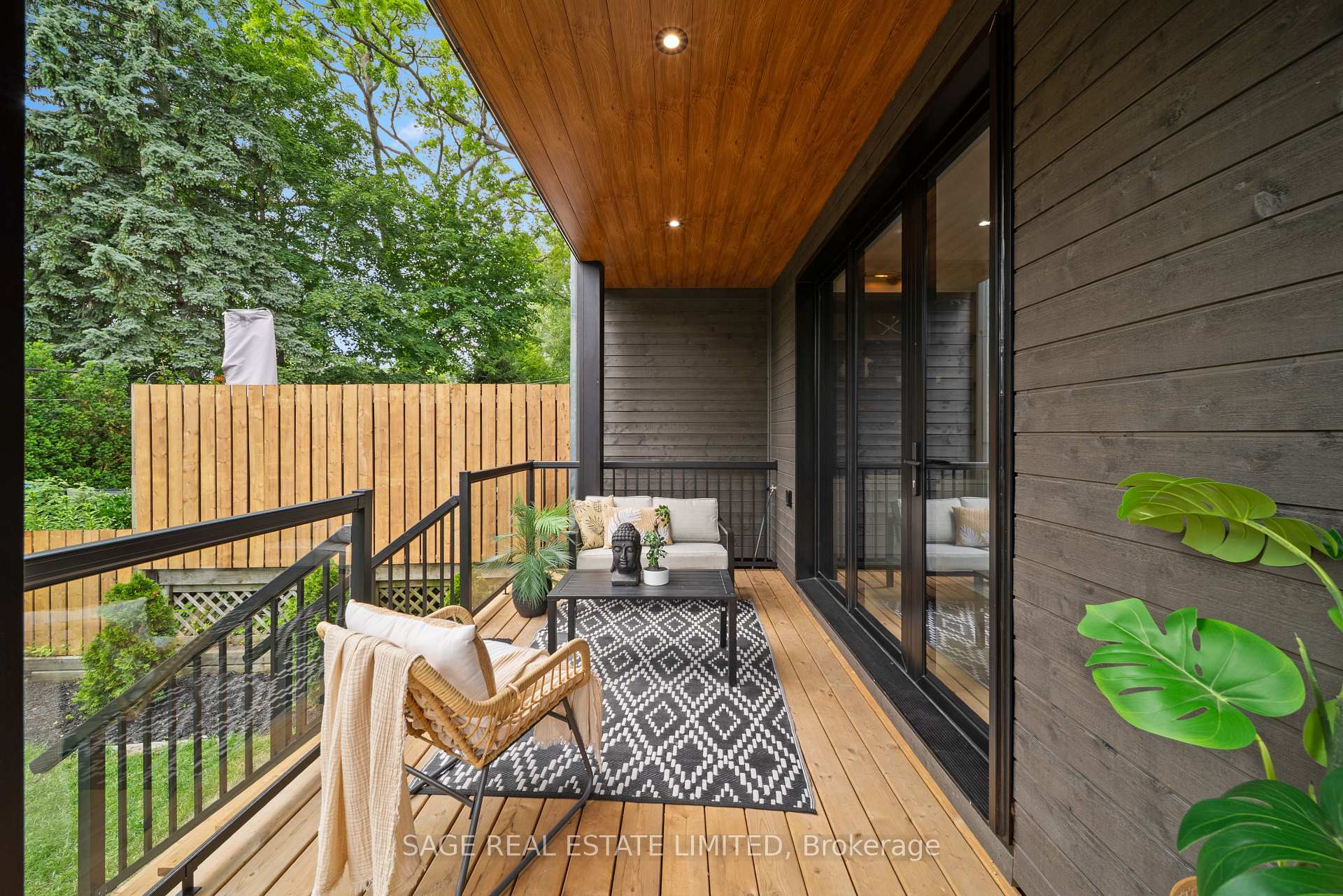 Photo 41 of 116 Lee Avenue, Toronto, The Beaches — HOMEH