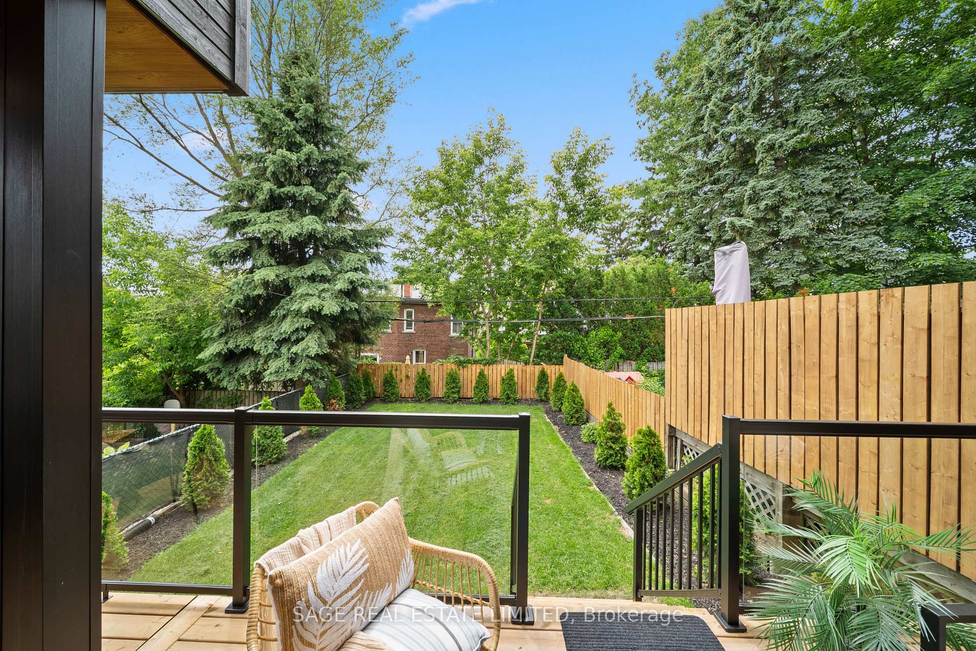 Photo 43 of 116 Lee Avenue, Toronto, The Beaches — HOMEH