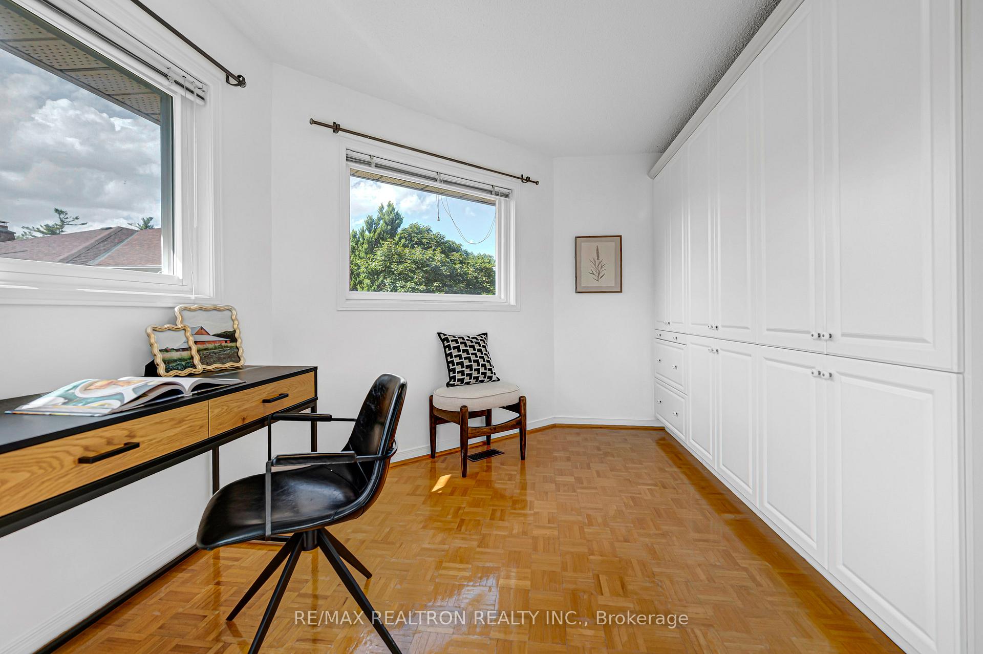 Photo 38 of 37 Dumaurier Crescent, Richmond Hill, Devonsleigh — HOMEH