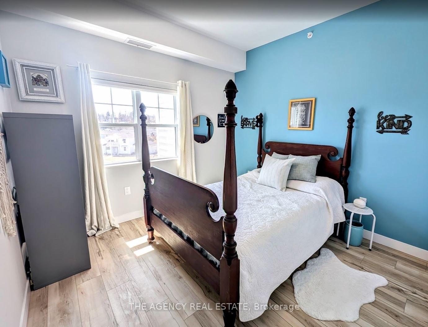 Photo 7 of Unit 401, 100 Promenade Circle, Central Elgin, Port Stanley — HOMEH