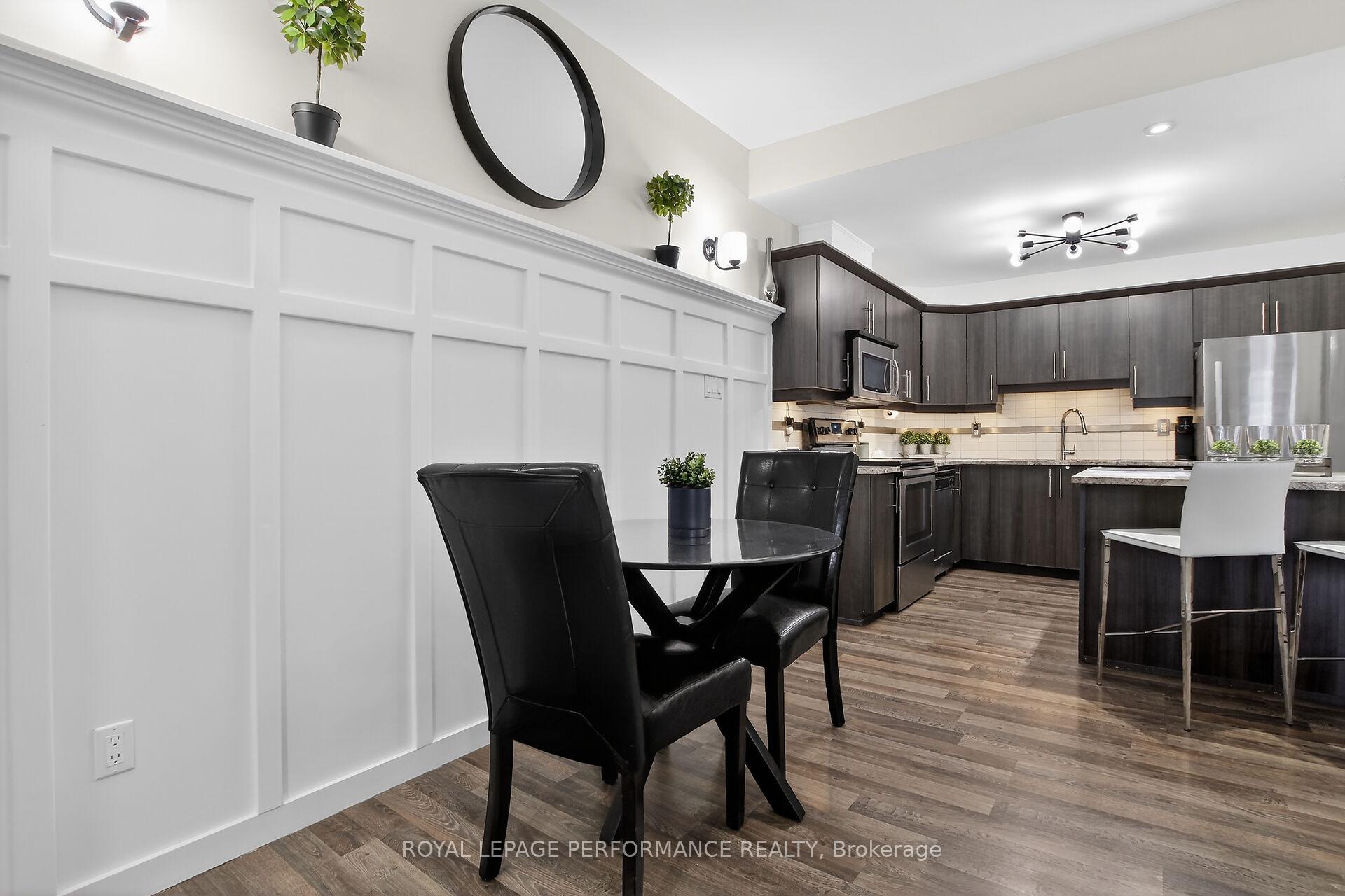 Photo 7 of Unit B, 135 Harthill Way, Ottawa, Barrhaven - Heritage Park — HOMEH