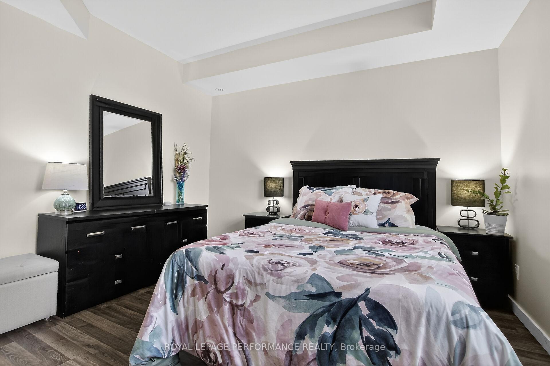 Photo 30 of Unit B, 135 Harthill Way, Ottawa, Barrhaven - Heritage Park — HOMEH