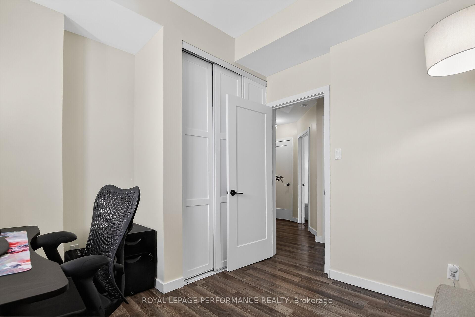 Photo 33 of Unit B, 135 Harthill Way, Ottawa, Barrhaven - Heritage Park — HOMEH