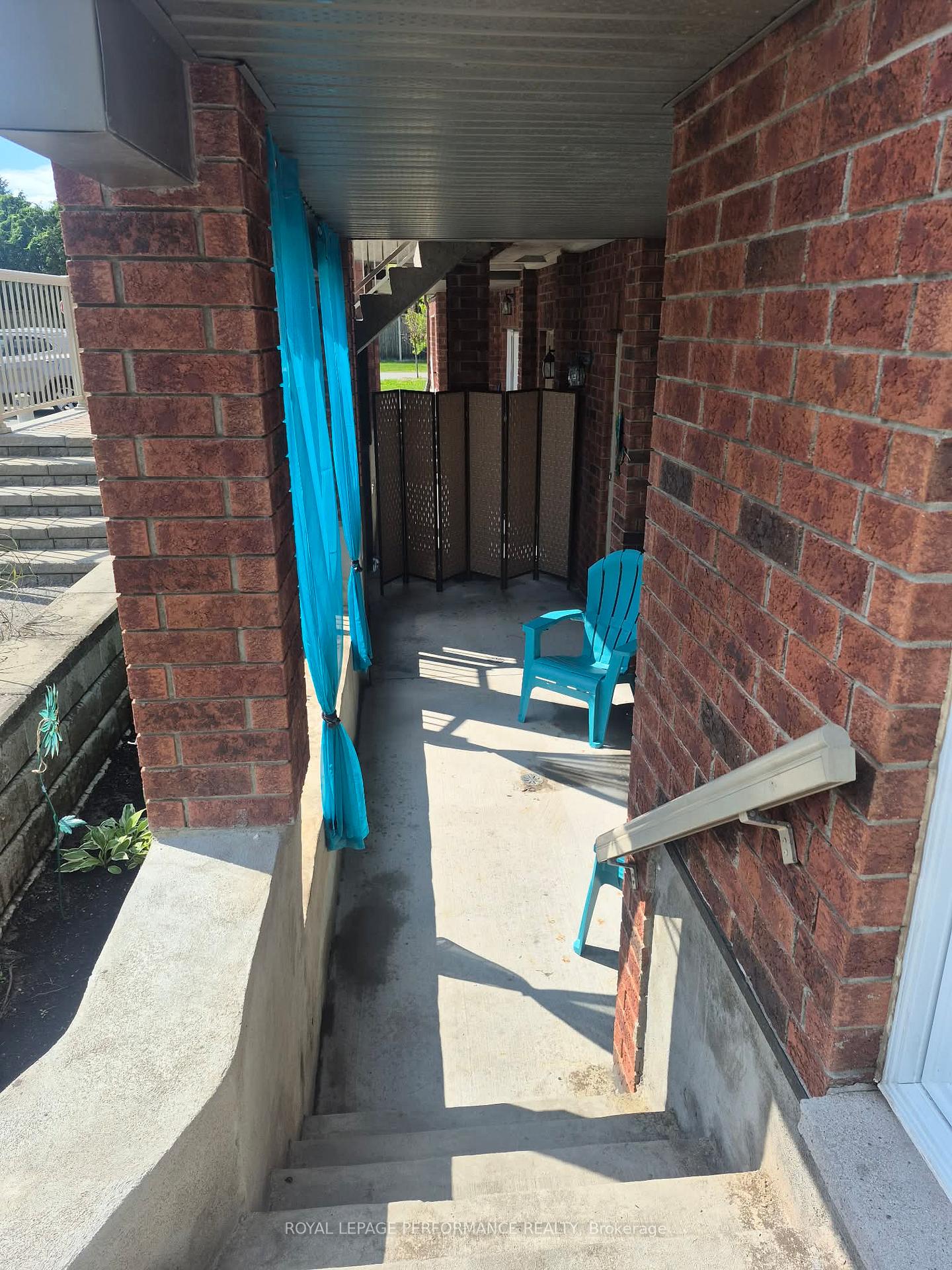 Photo 38 of Unit B, 135 Harthill Way, Ottawa, Barrhaven - Heritage Park — HOMEH