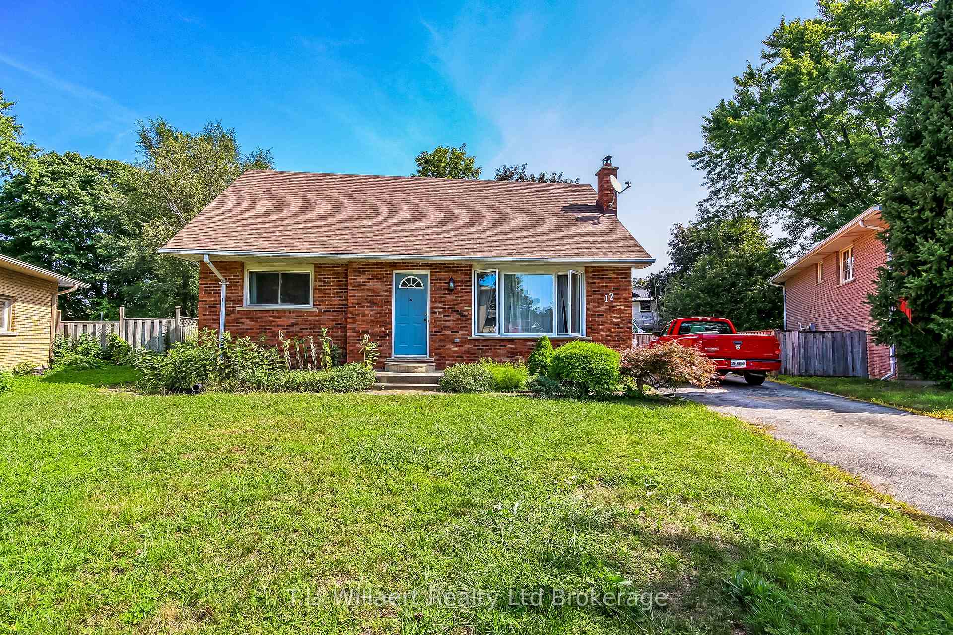 Photo 1 of 12 Alba Avenue, Tillsonburg — HOMEH