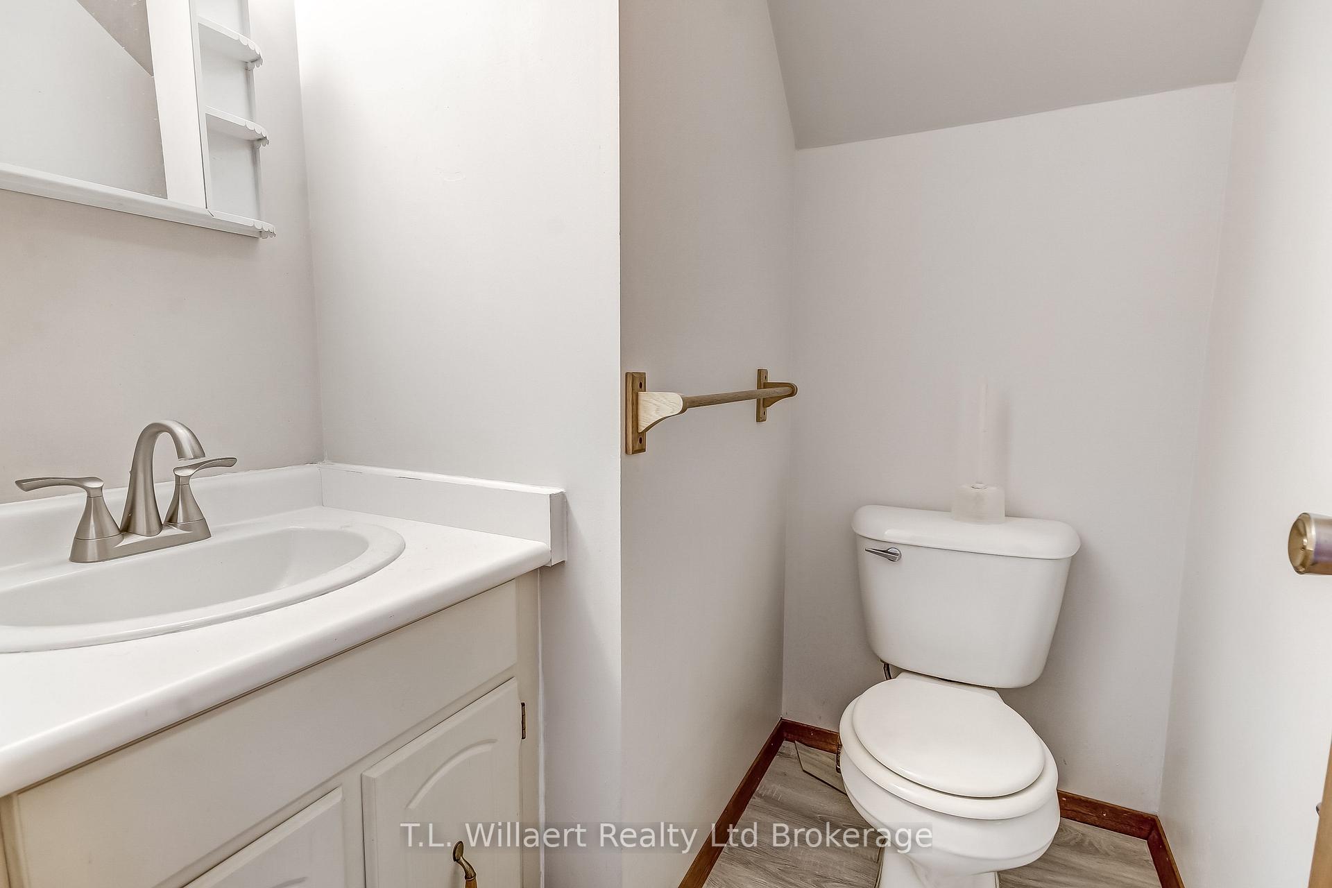 Photo 13 of 12 Alba Avenue, Tillsonburg — HOMEH