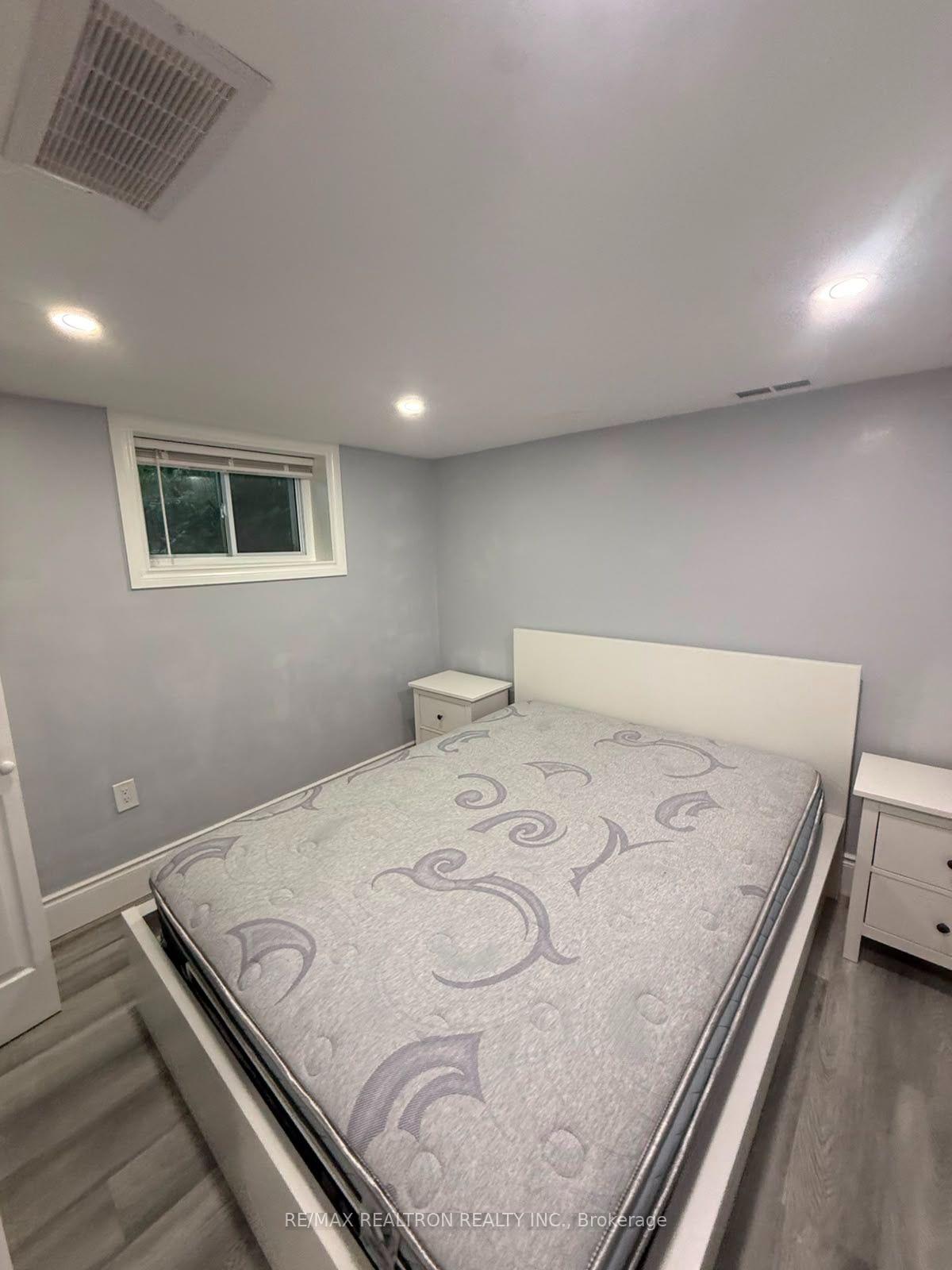 Photo 15 of 705 Cedar Avenue, Burlington, LaSalle — HOMEH