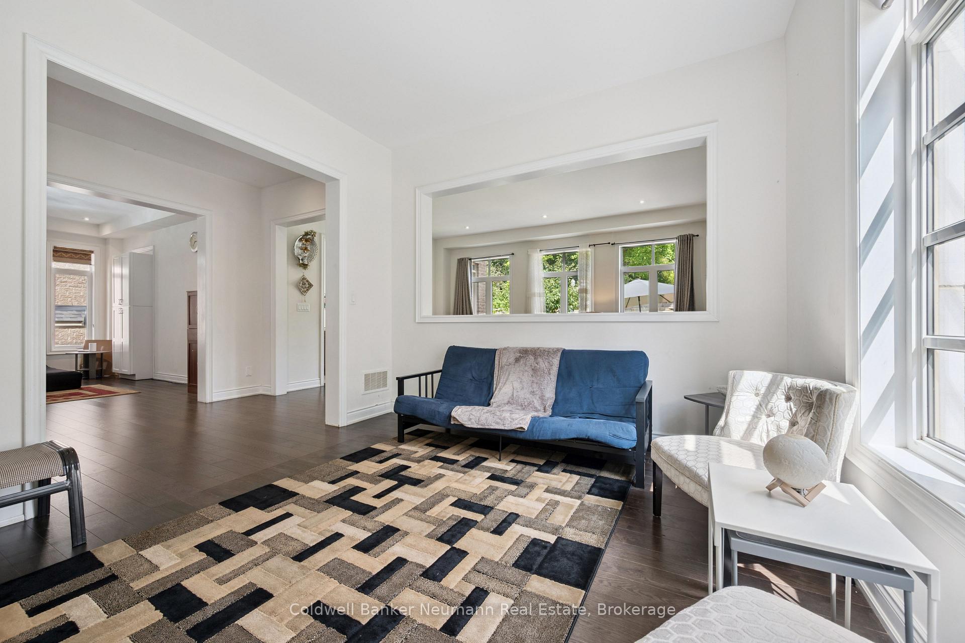 Photo 14 of 216 Forest Creek Drive, Kitchener, Doon South — HOMEH