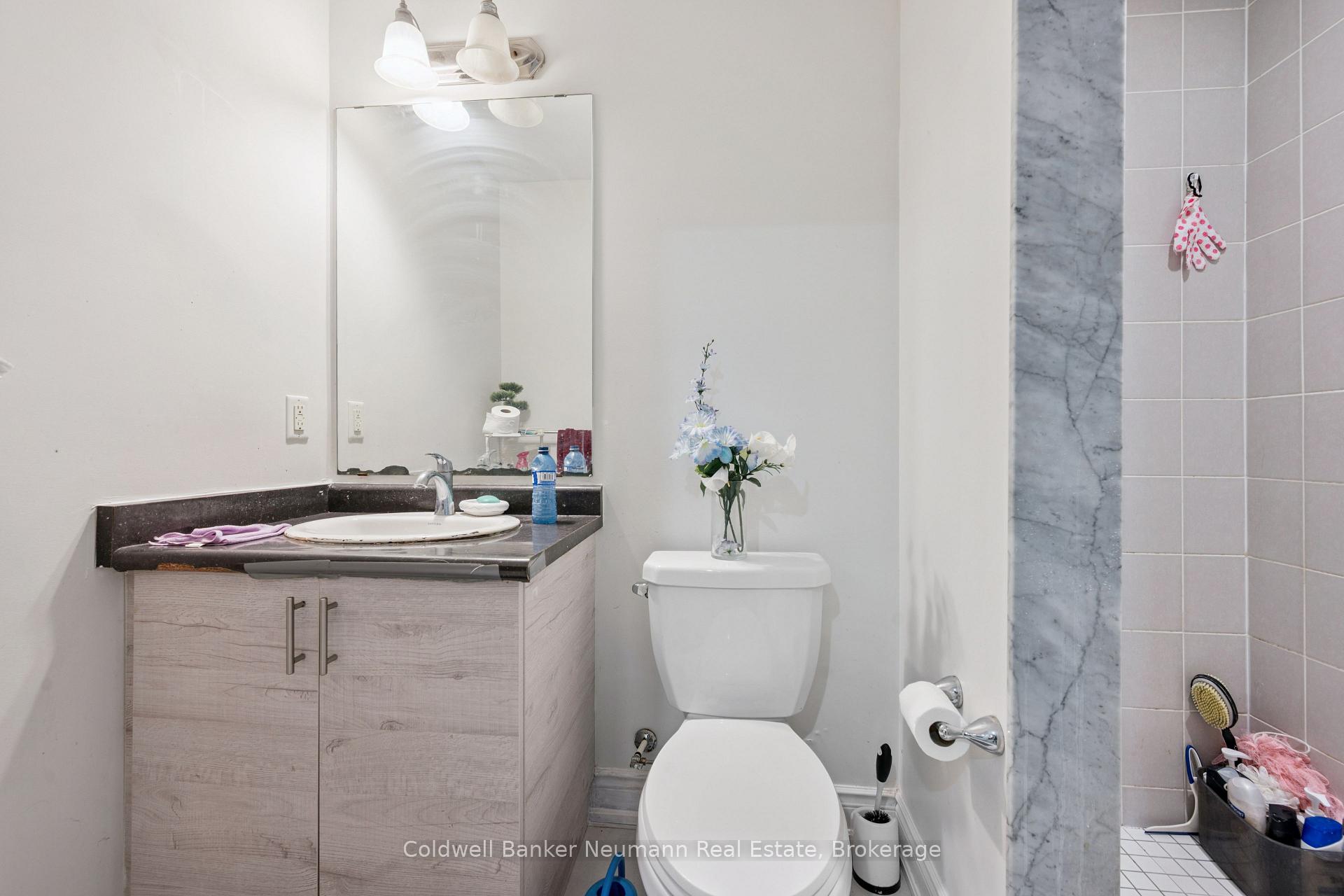 Photo 21 of 216 Forest Creek Drive, Kitchener, Doon South — HOMEH