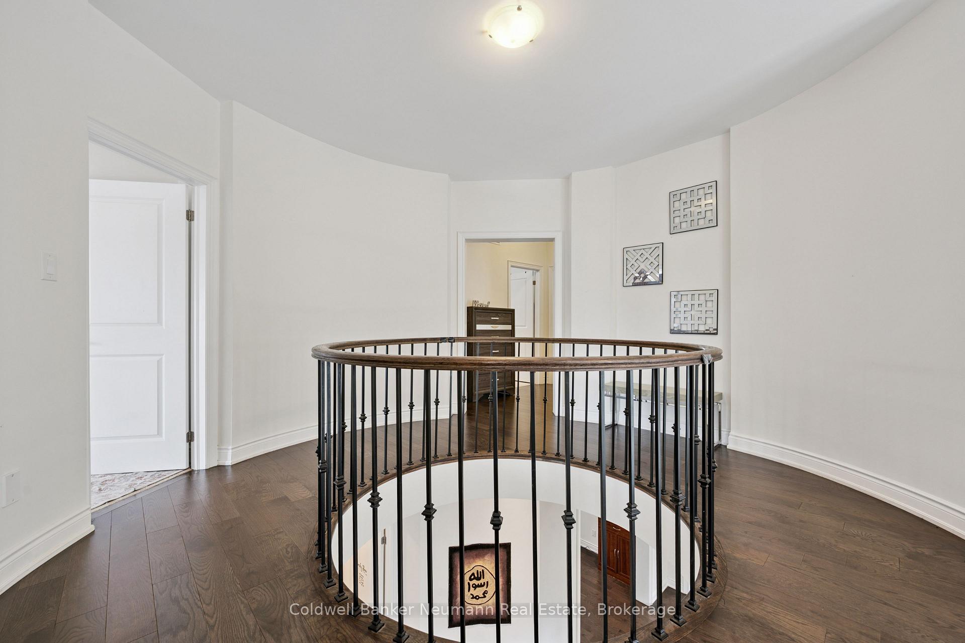 Photo 23 of 216 Forest Creek Drive, Kitchener, Doon South — HOMEH