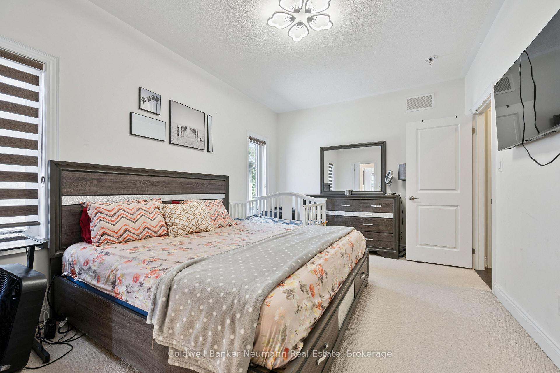 Photo 26 of 216 Forest Creek Drive, Kitchener, Doon South — HOMEH
