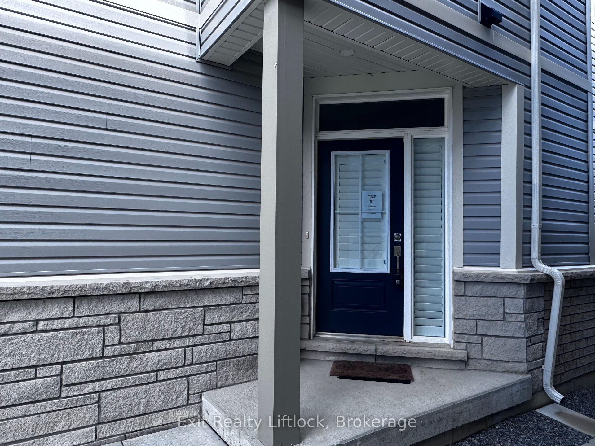 Photo 3 of 949 Bamford Terrace, Peterborough, Monaghan Ward 2 — HOMEH