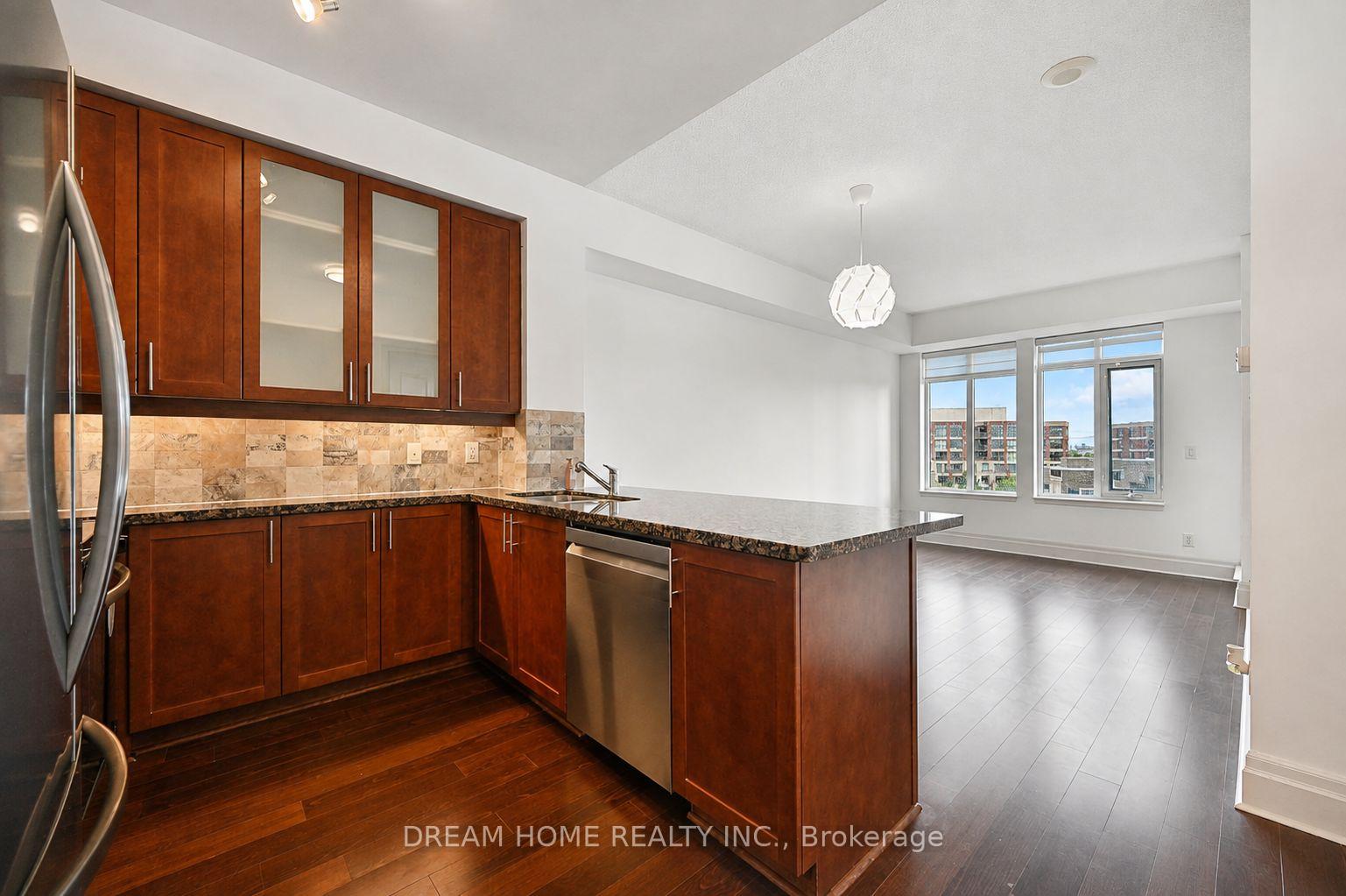 Photo 2 of Unit 619, 111 Upper Duke Crescent, Markham, Unionville — HOMEH