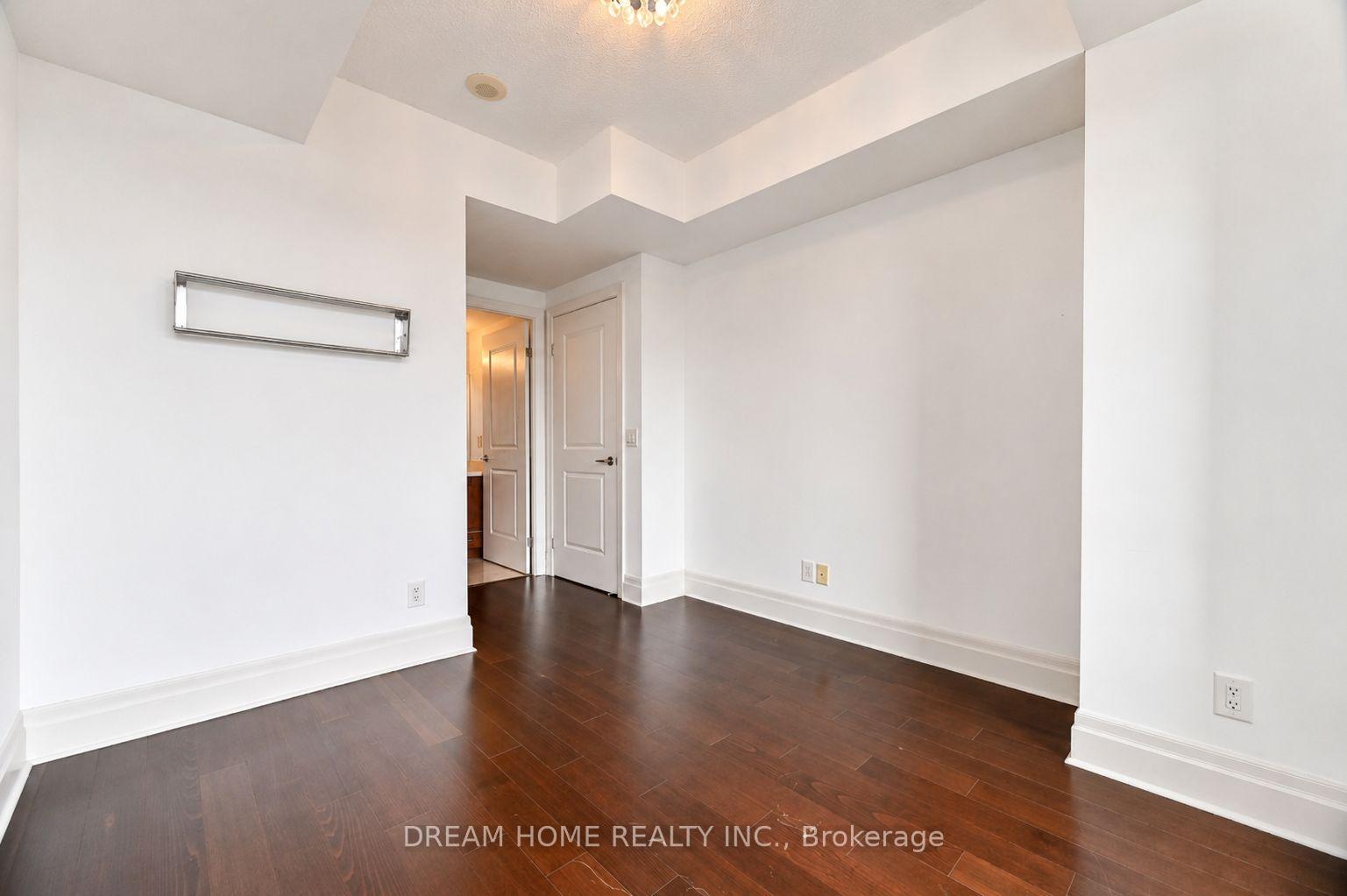 Photo 14 of Unit 619, 111 Upper Duke Crescent, Markham, Unionville — HOMEH