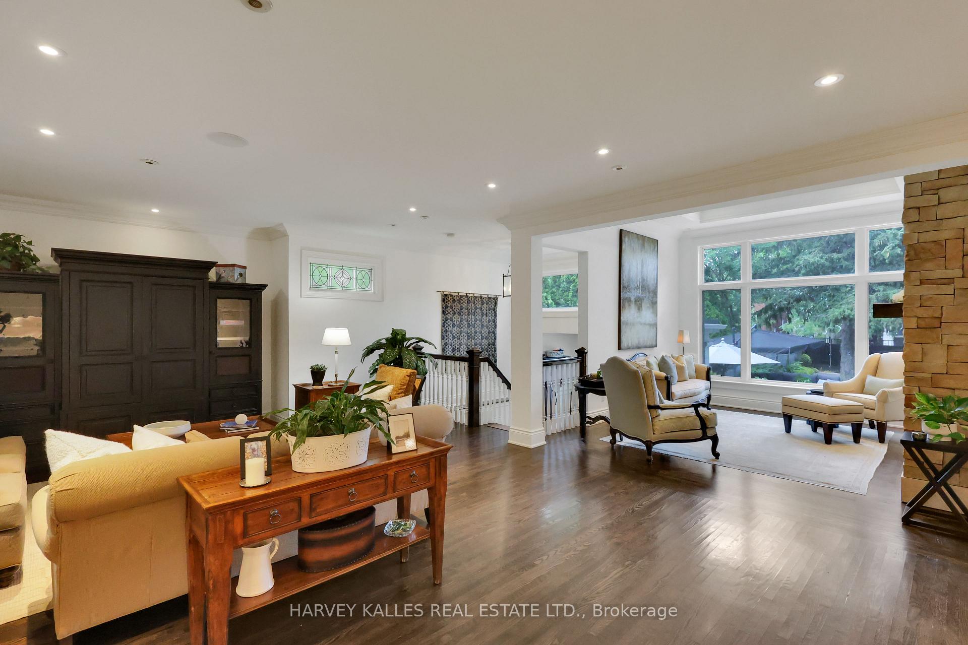 Photo 8 of 72 Teddington Park Avenue, Toronto, Lawrence Park North — HOMEH
