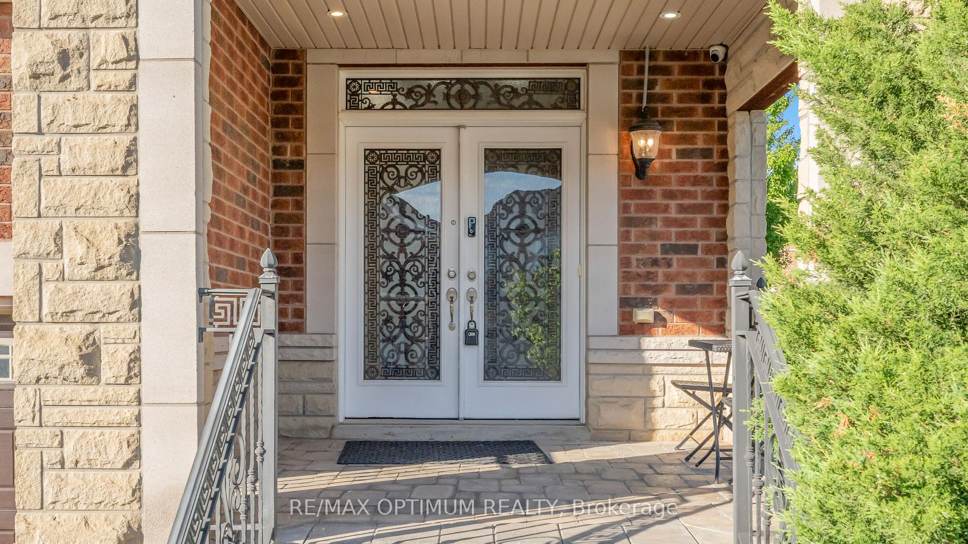Photo 3 of 3 Gosling Street, Brampton, Bram West — HOMEH