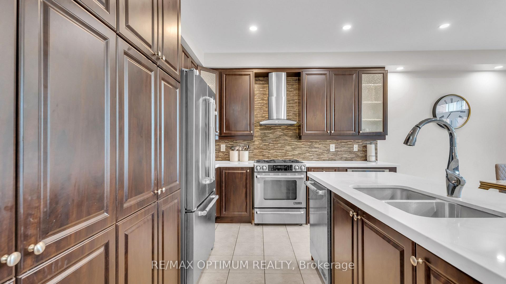 Photo 15 of 3 Gosling Street, Brampton, Bram West — HOMEH