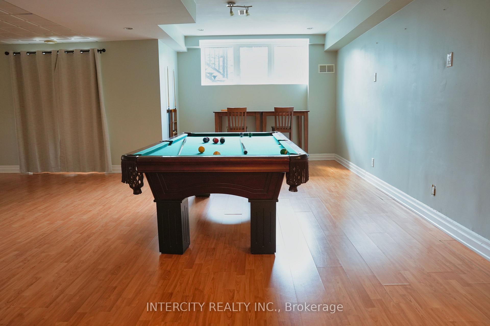 Photo 29 of 70 Belsite Court, Vaughan, Kleinburg — HOMEH