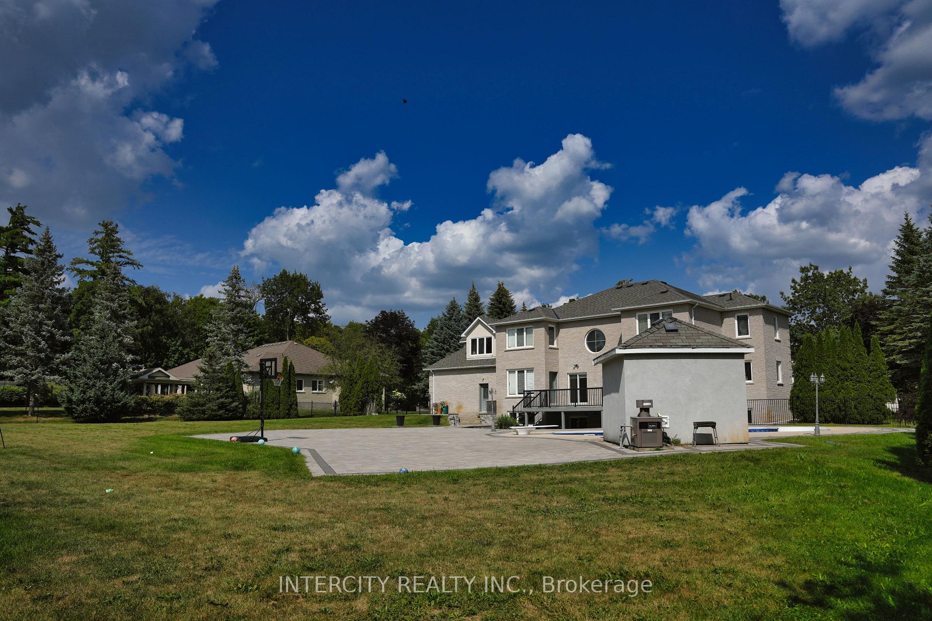 Photo 39 of 70 Belsite Court, Vaughan, Kleinburg — HOMEH