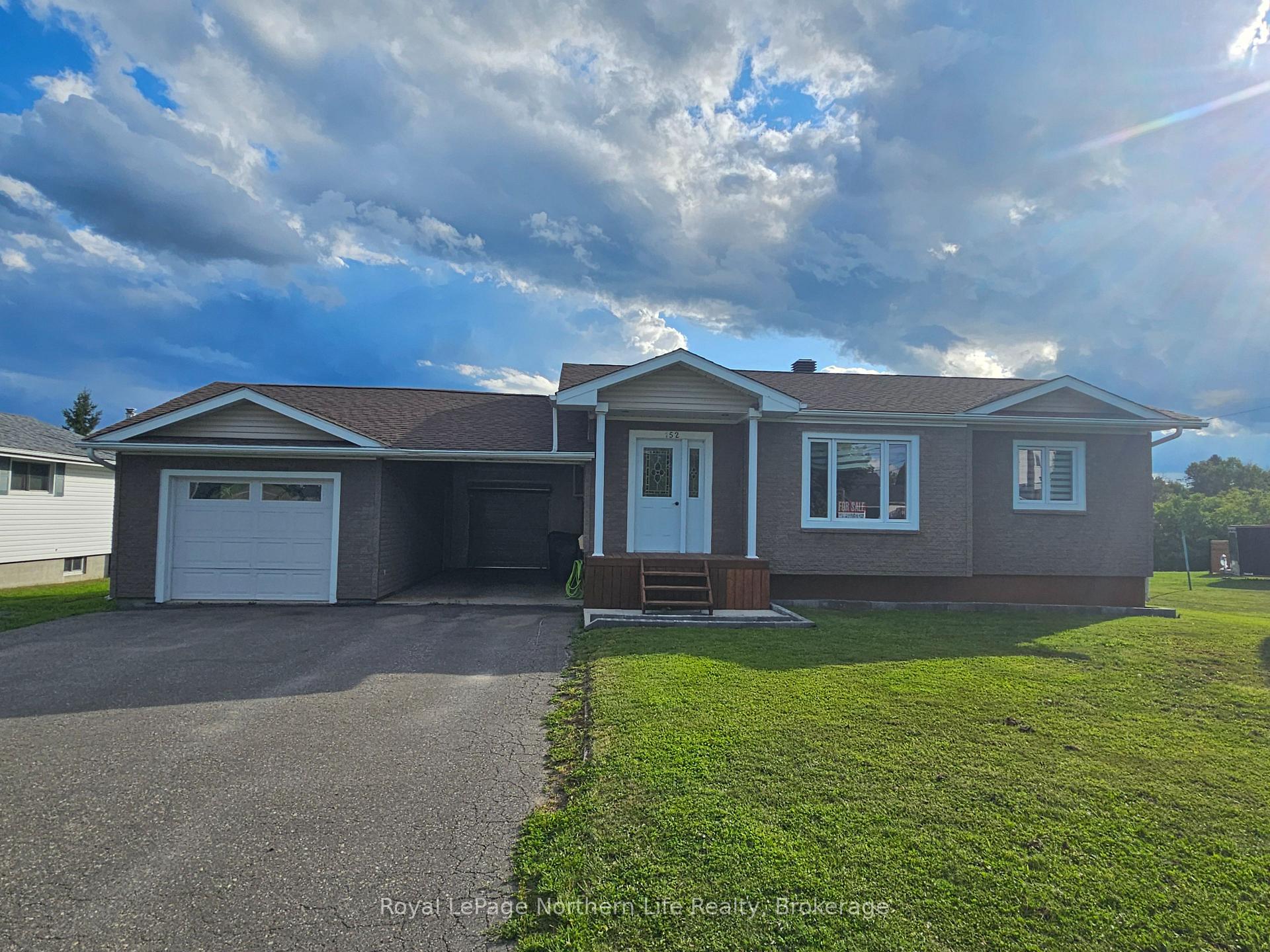 Photo 2 of 152 Pine Street W, Temiskaming Shores, New Liskeard — HOMEH