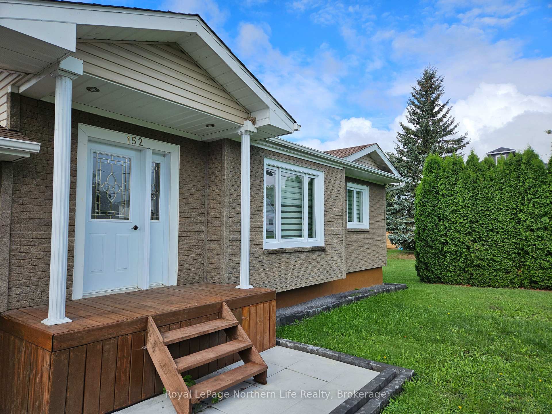 Photo 3 of 152 Pine Street W, Temiskaming Shores, New Liskeard — HOMEH