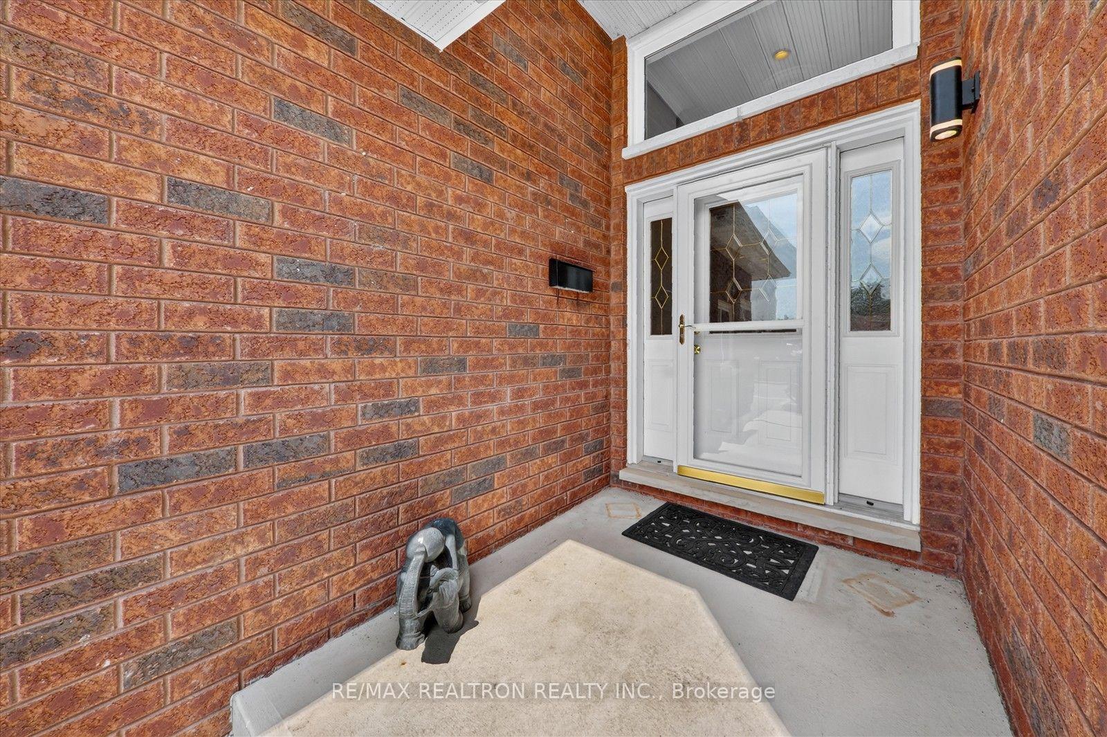 Photo 17 of 295 Woodward Avenue, Selwyn — HOMEH