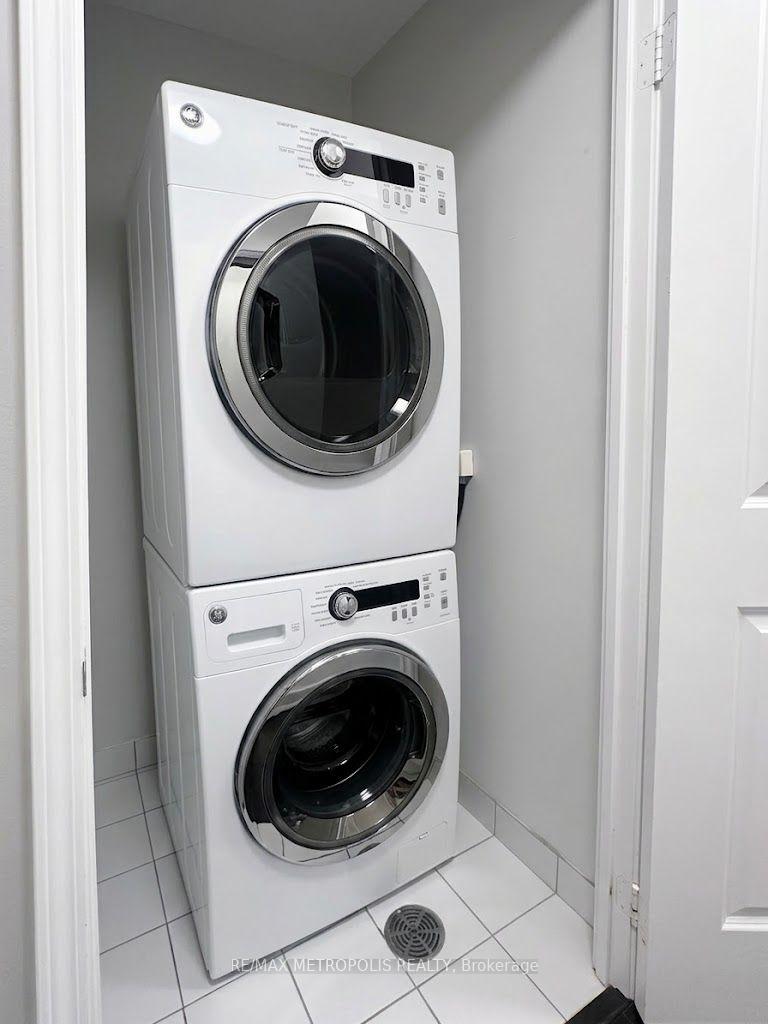 Photo 16 of Unit 3911, 386 Yonge Street, Toronto, Bay Street Corridor — HOMEH