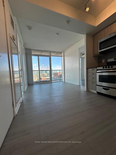 Photo 4 of Unit 1816E, 36 Lisgar Street, Toronto, Little Portugal — HOMEH