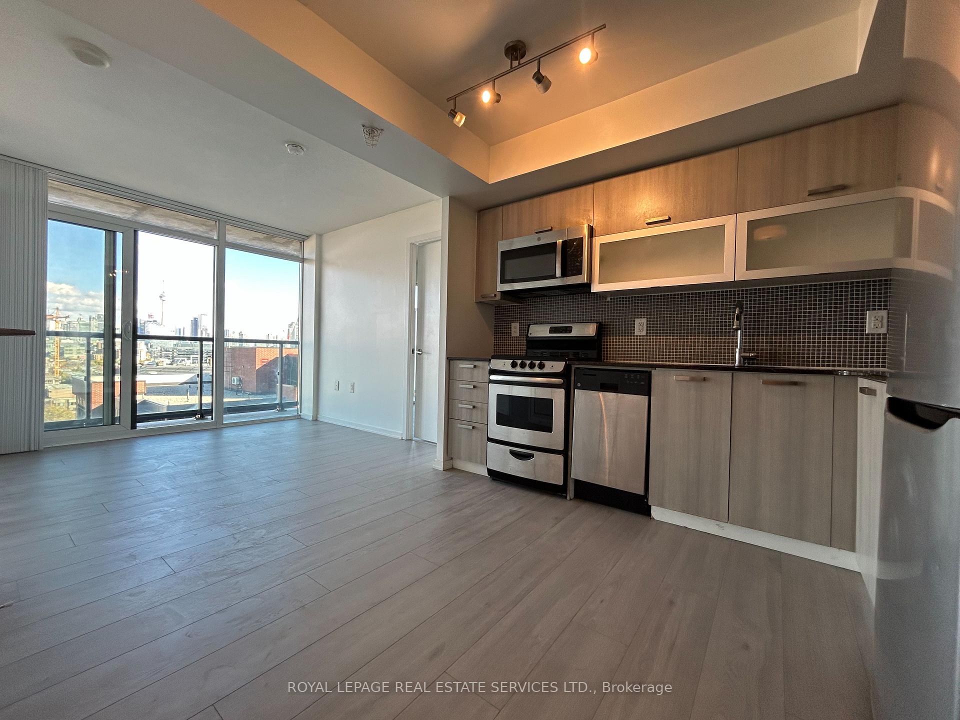 Photo 8 of Unit 1816E, 36 Lisgar Street, Toronto, Little Portugal — HOMEH