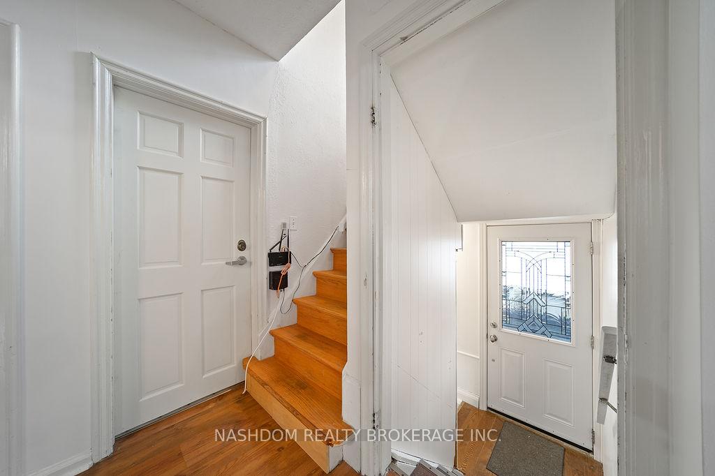 Photo 15 of 82 Whitney Avenue, Hamilton, Ainslie Wood — HOMEH