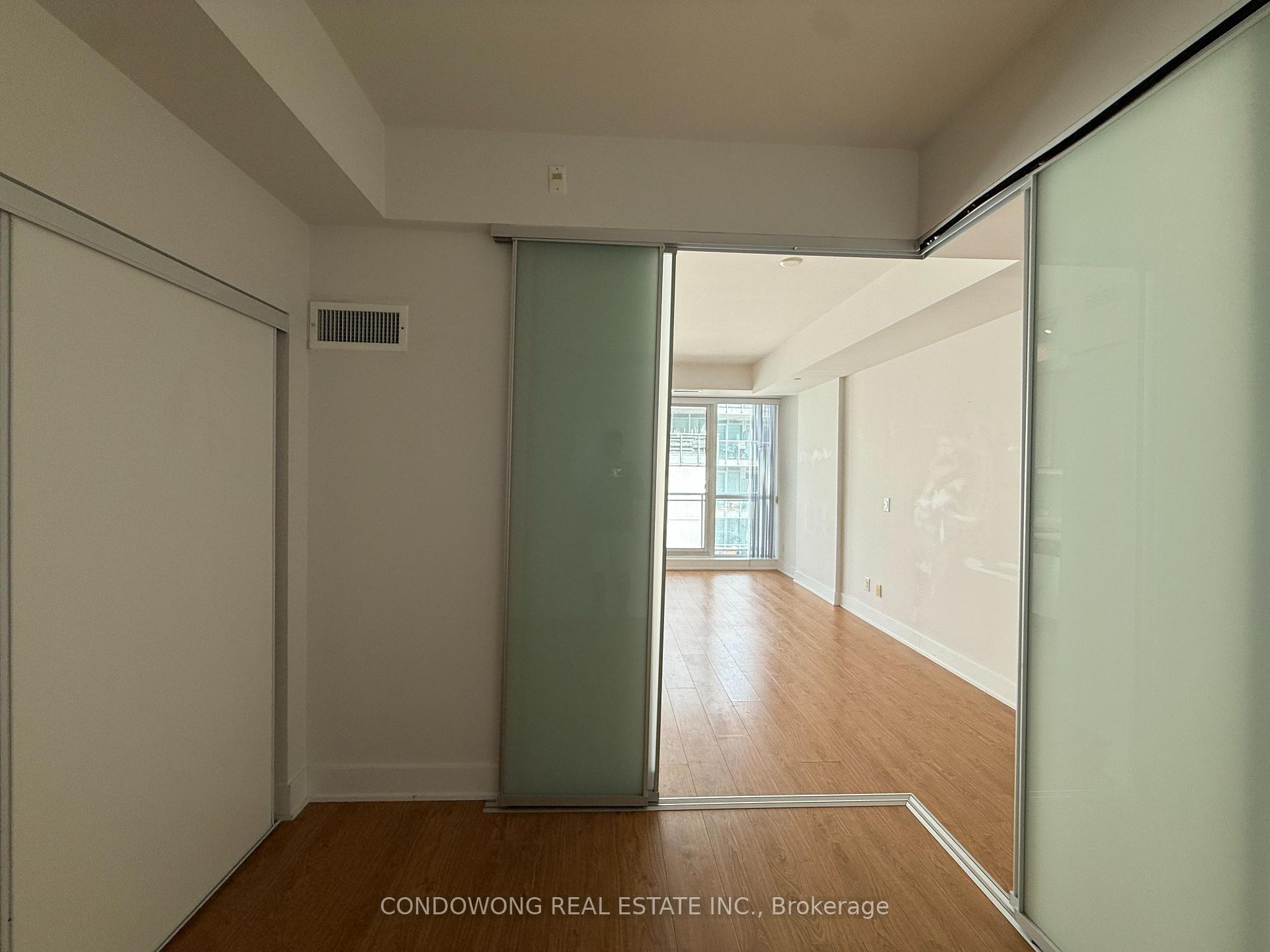 Photo 6 of Unit 804, 508 Wellington Street W, Toronto, Waterfront Communities — HOMEH