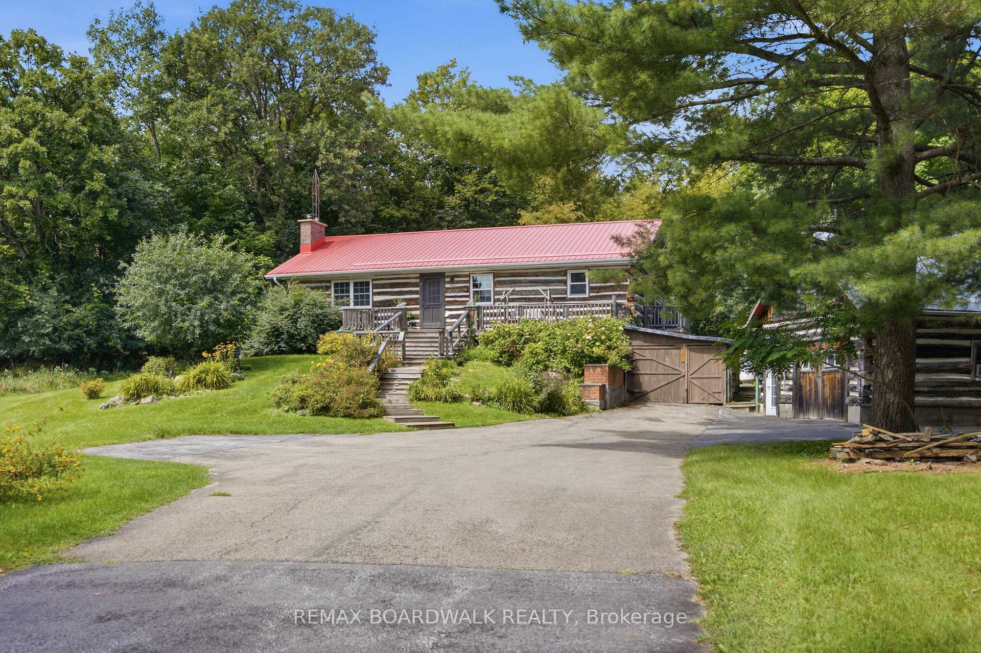 Photo 2 of 394 Kenyon Road, Tay Valley, Bathurst/Burgess & Sherbrooke (North Burgess) Twp — HOMEH