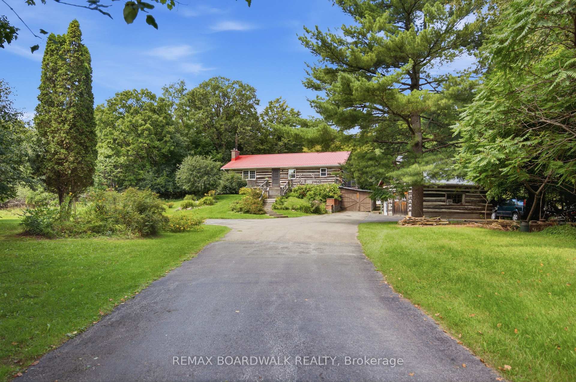 Photo of 394 Kenyon Road